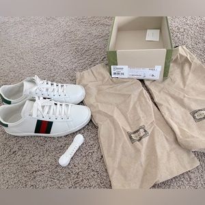 Gucci Women's Ace Low-Top Sneakers